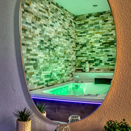 Parenthese Occitane - Free Parking - Balneotherapie 卡尔卡松